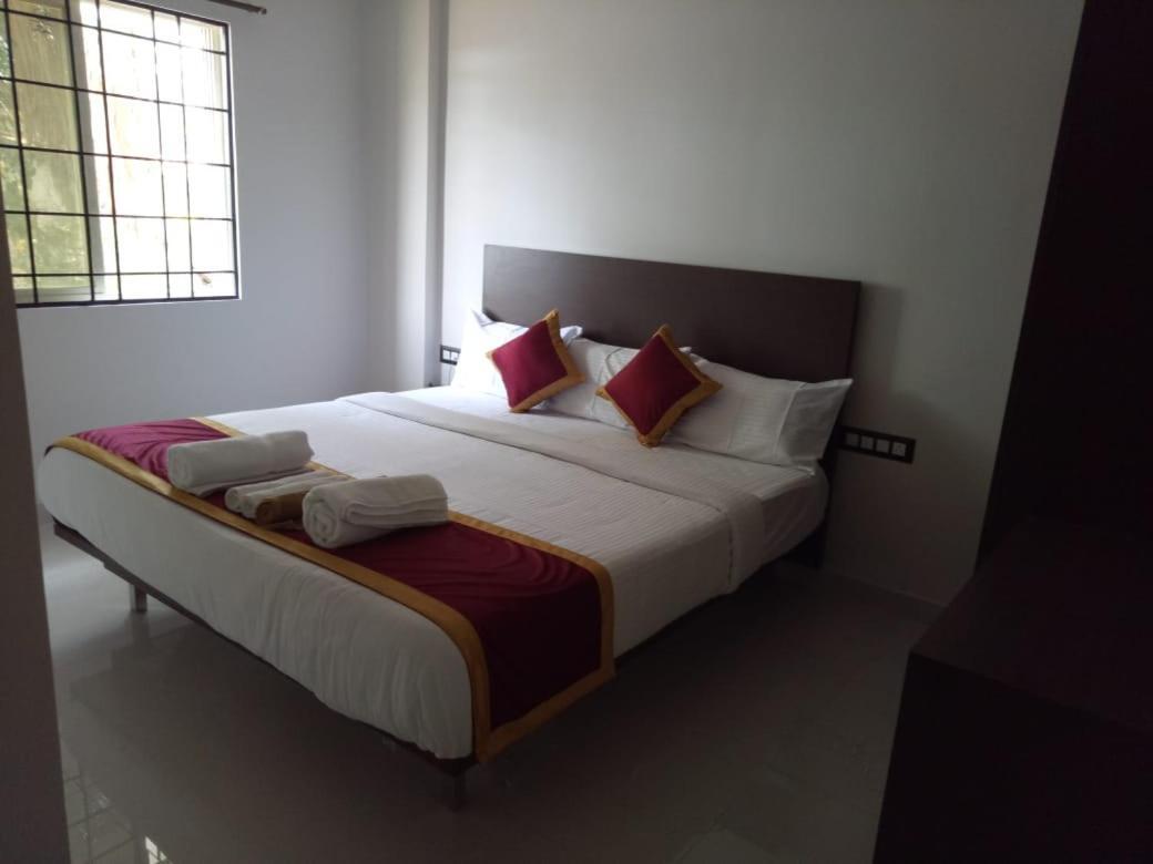 Hotel Grand Kubera Chikmagalūr Esterno foto