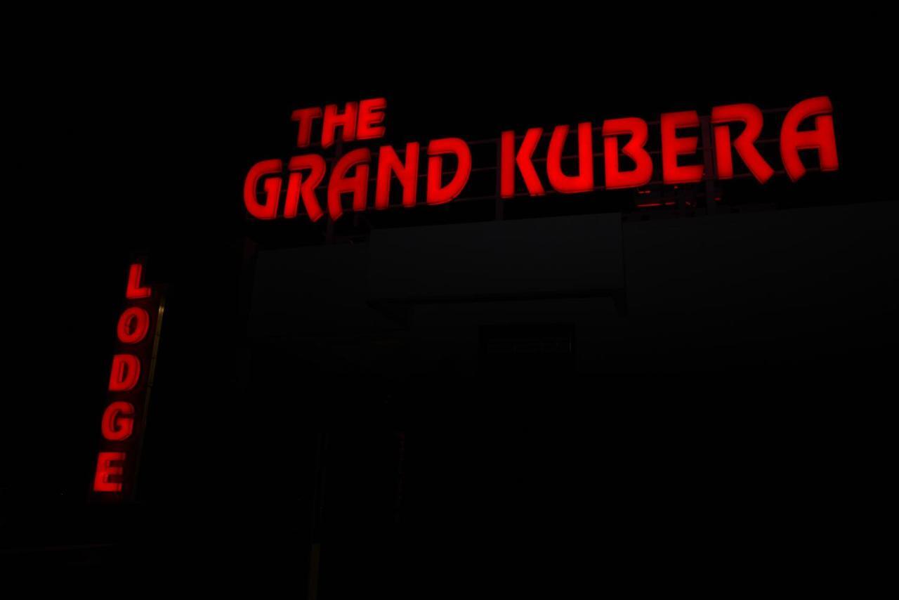Hotel Grand Kubera Chikmagalūr Esterno foto